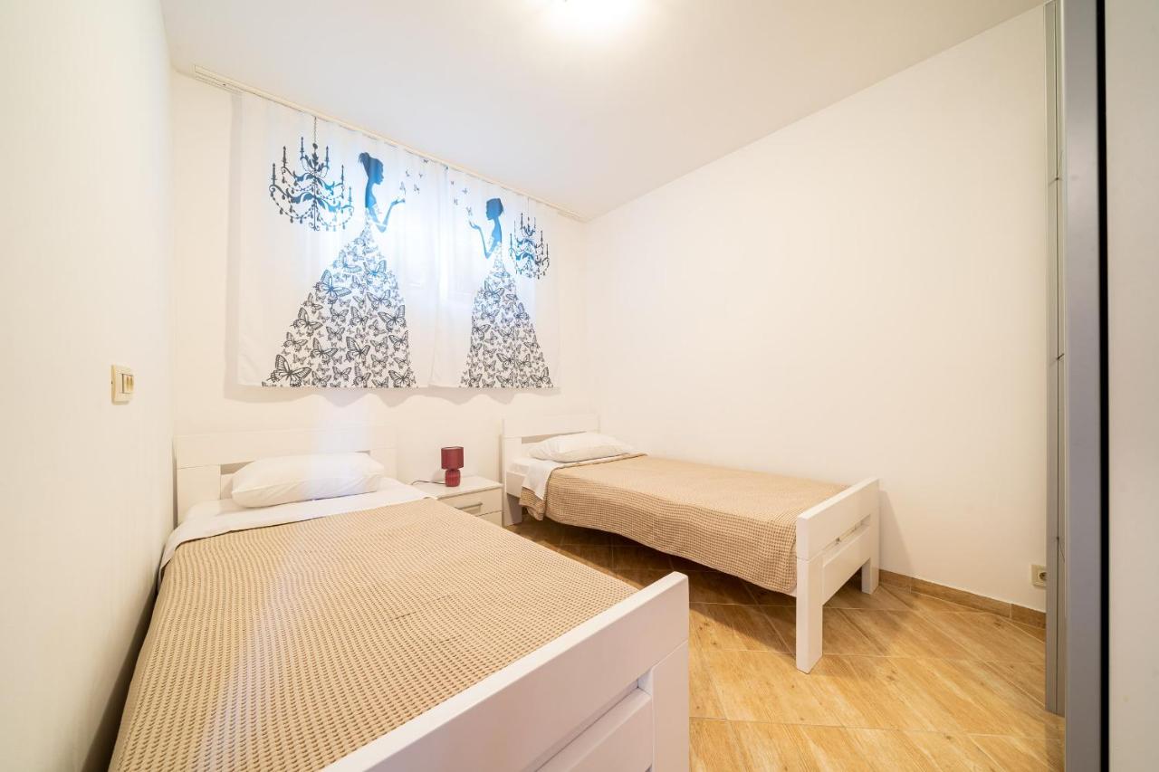 Apartment - Erdgeschoss