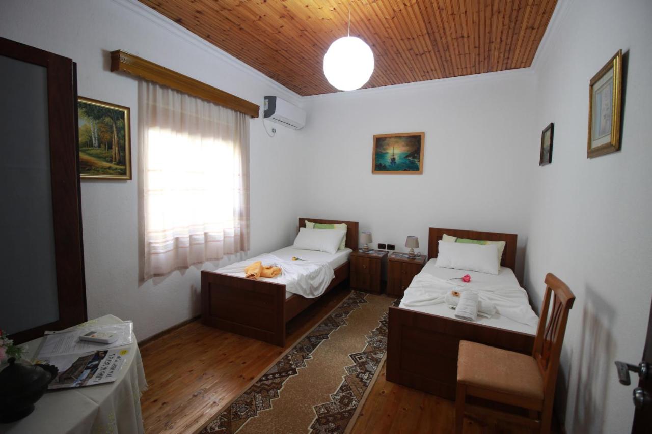 Camera Standard Doppia con Letti Singoli