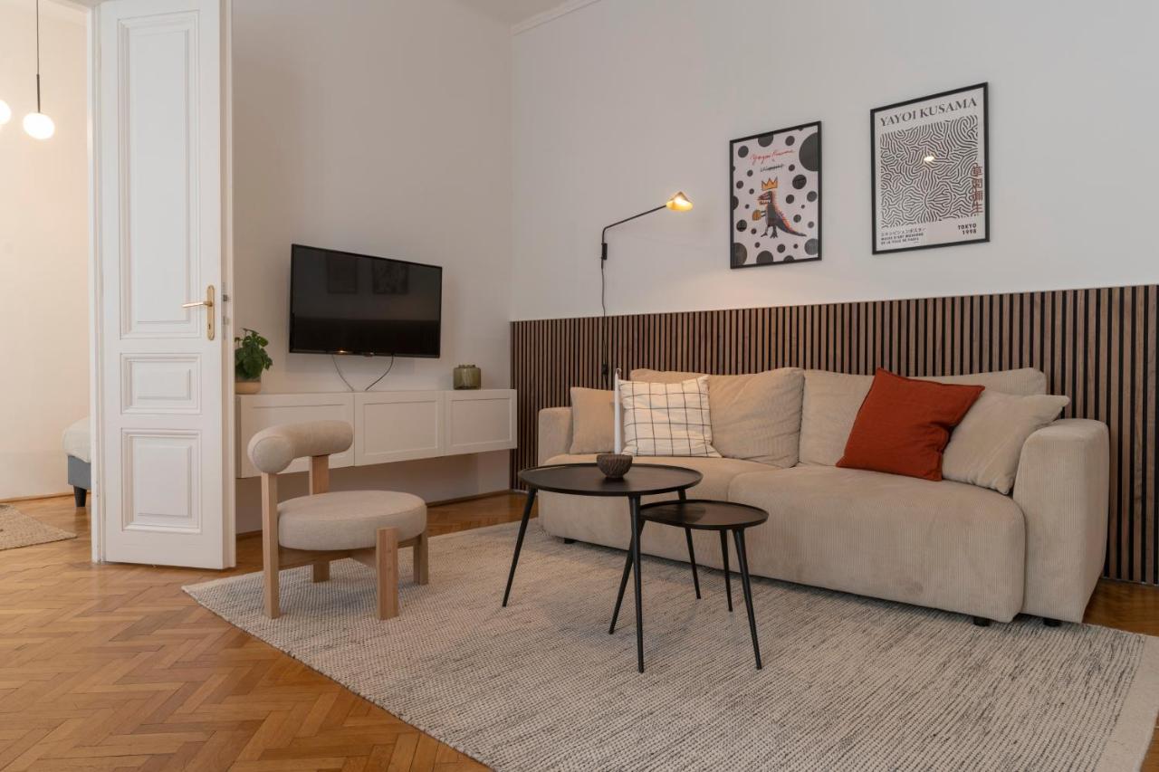 josef's home I Premium Apartment in Ideal Location - Ferienwohnung Wien