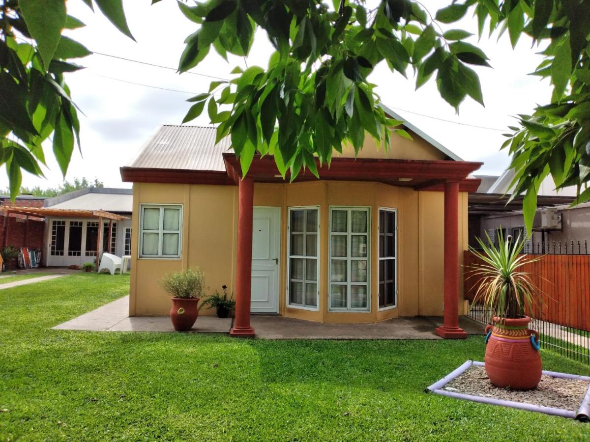 Alojamiento Turístico Los Pinos - Ferienwohnung Villa Elisa