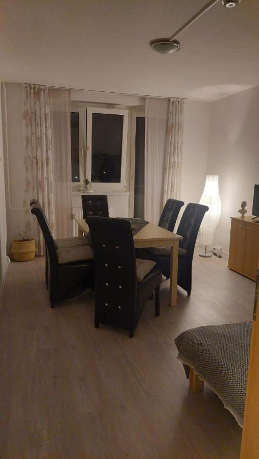 Monteurwohnung und Ferienwohnung TMS 18 O - Chambres d’hôtes