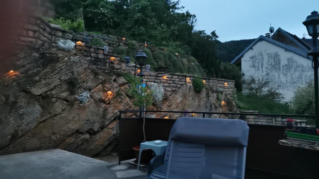 La roche Saint roch - Ferienwohnung