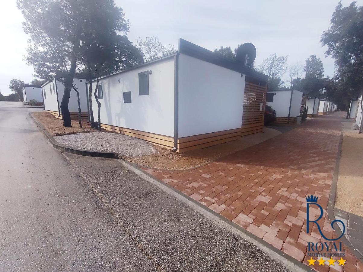 Mobile homes Royal R - B&B