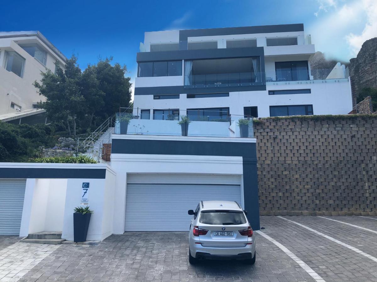 Camps Bay Blue Self-Catering Studios - Chambres d’hôtes