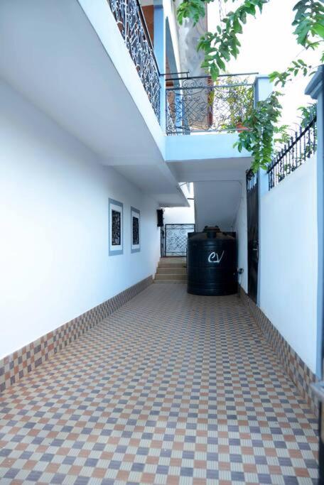 Appart meuble Jouvence chez Chantal & Francis - B&B Yaoundé