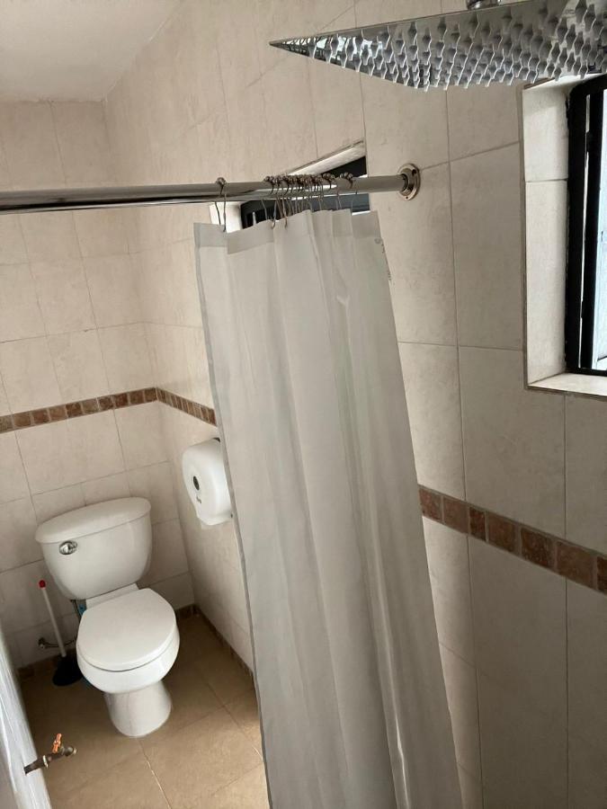 Chambre Triple Économique avec Salle de Bains Commune