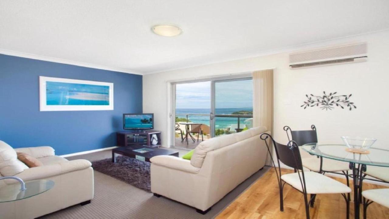 B&B Terrigal - Summerton Comfortable Apartment In Terrigal Accom Holidays - Bed and Breakfast Terrigal