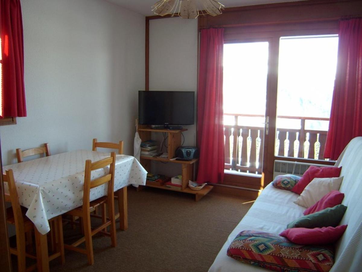 Studio cosy pour 4 aux pieds des pistes, animaux admis, parking - FR-1-733-46 - B&B