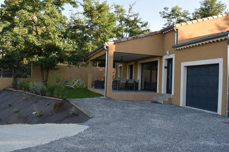 Les terrasses du Bruguet - B&B