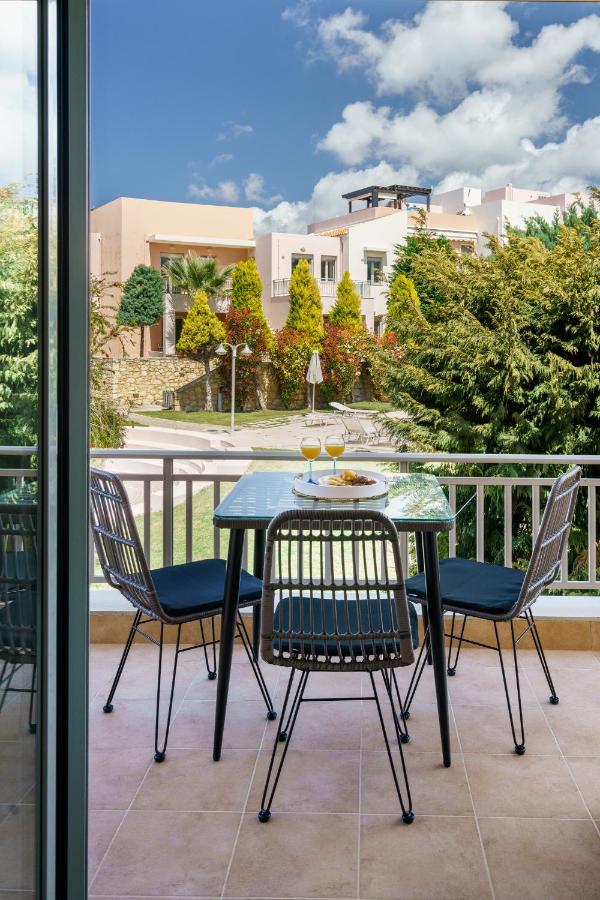 Alkmini Apartment - B&B Loútra