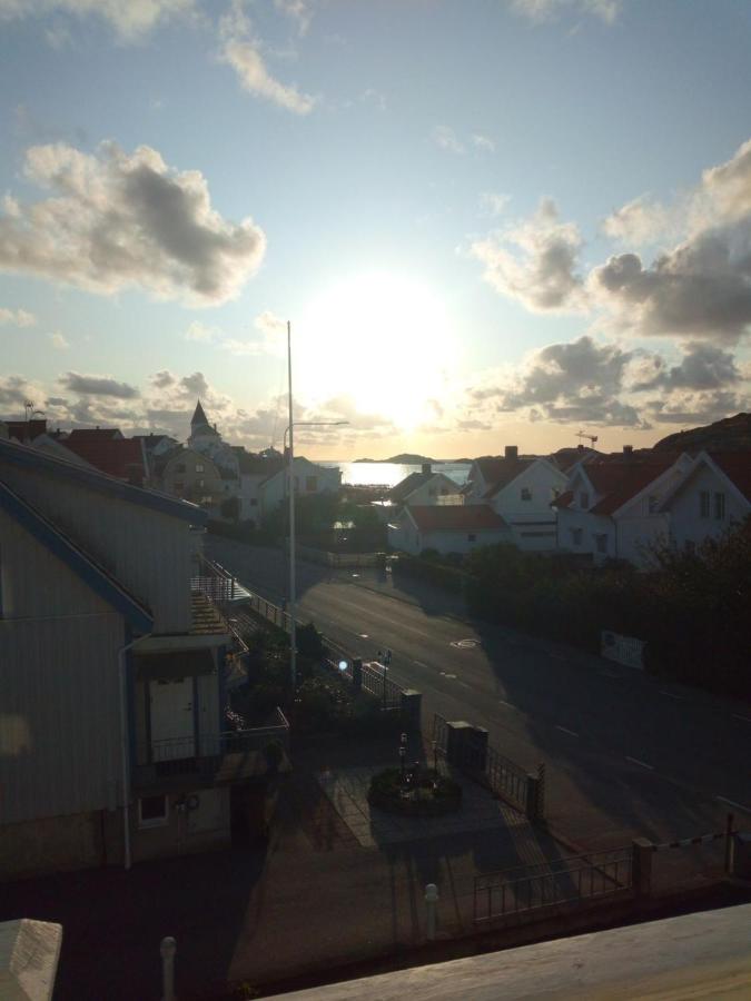 B&B Skärhamn - West coast villa with sea view - Bed and Breakfast Skärhamn