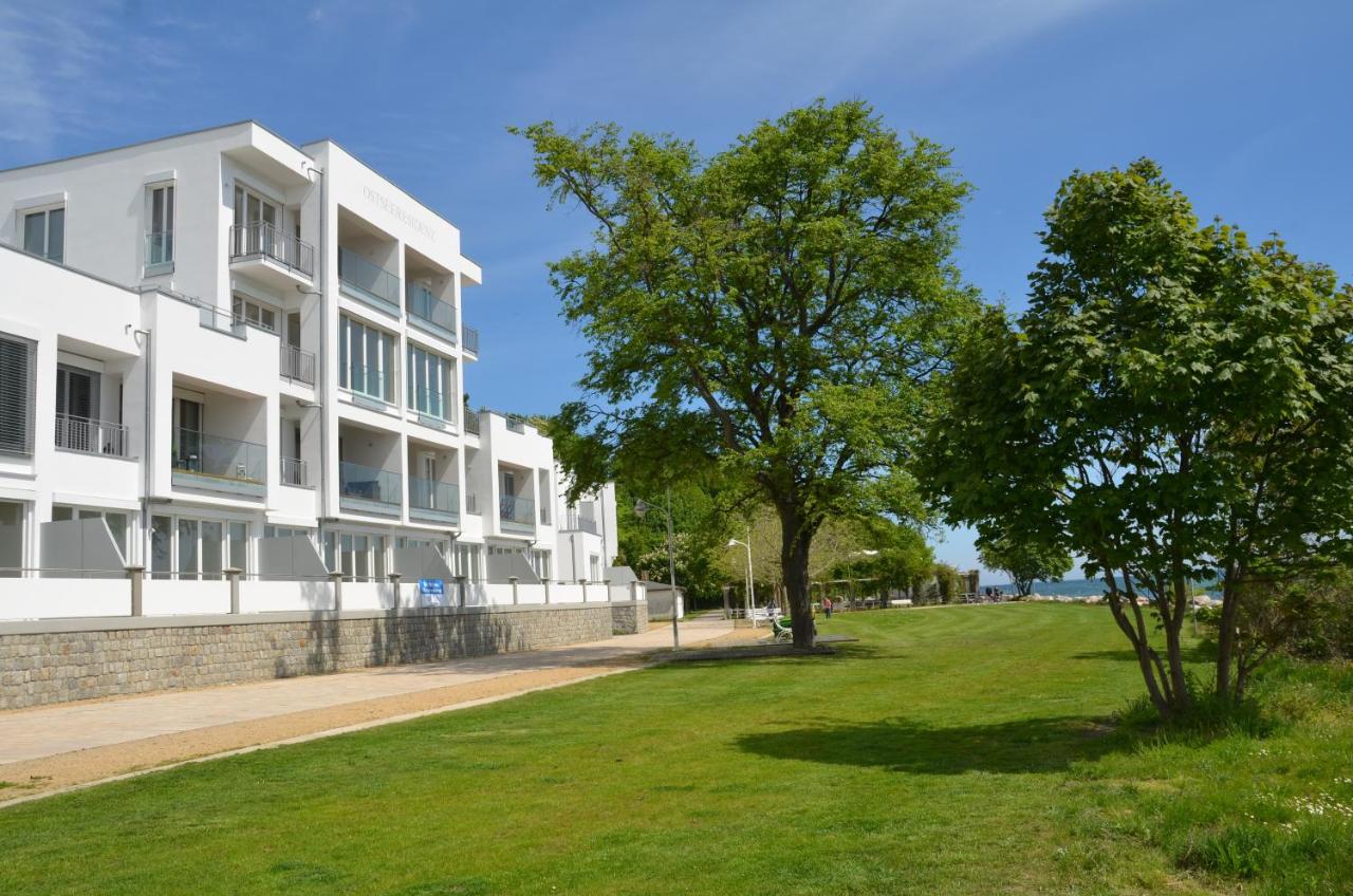 Ostseeresidenz Sassnitz - Penthouse 19 mit Sauna, Balkon, Meerblick - Chambres d’hôtes Sassnitz