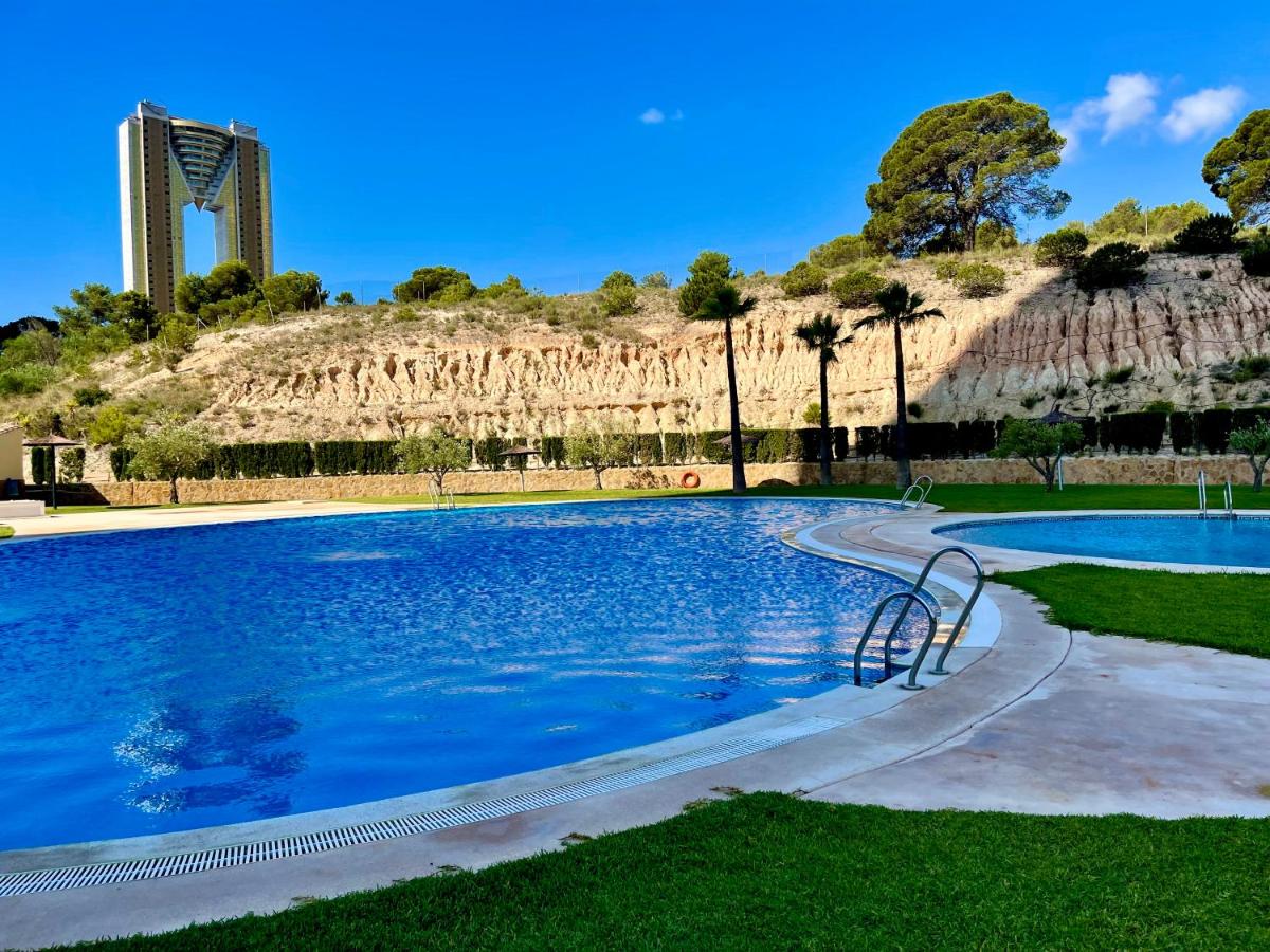 Bonito apartamento con piscina - B&B Benidorm