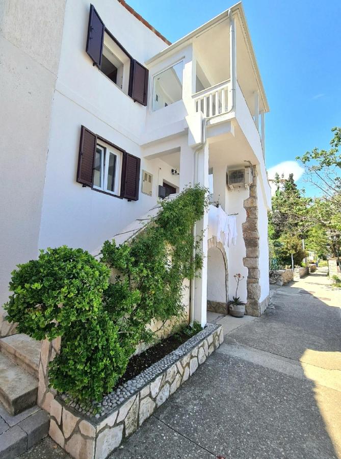 Apartments Sveti Ivan - B&B