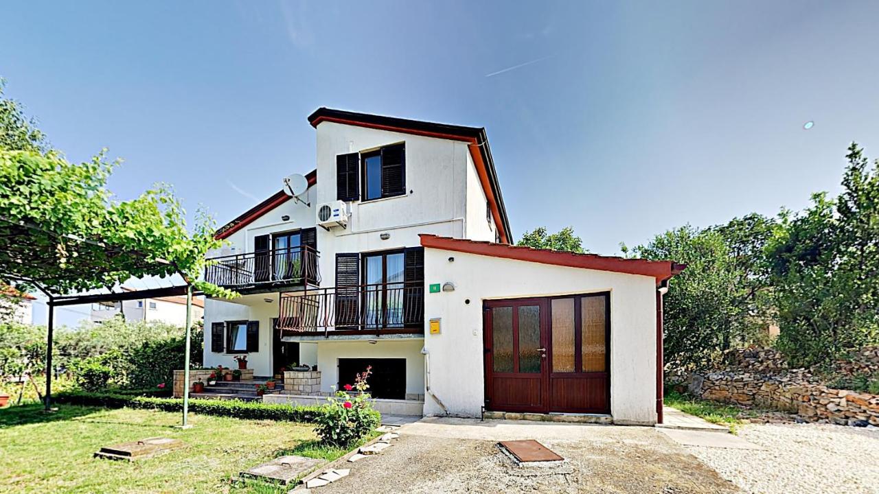 Apartment Lungera - Ferienwohnung
