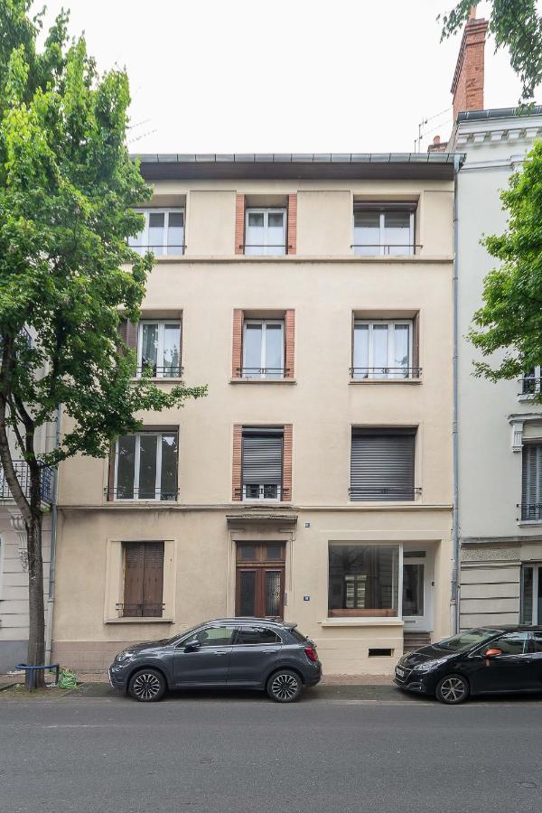 Résidence Le Celest - Appartements climatisés - Centre ville - Chambres d’hôtes