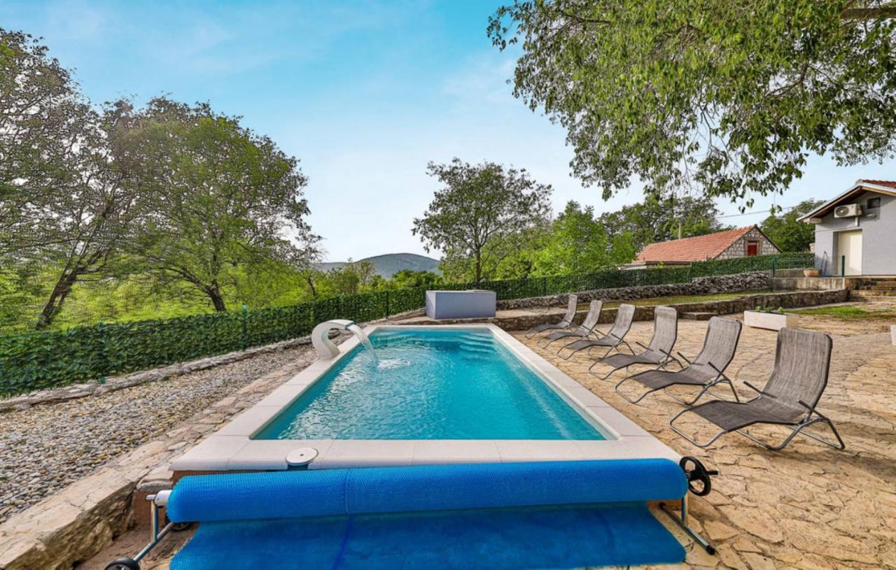 Holiday Home Tissa - B&B