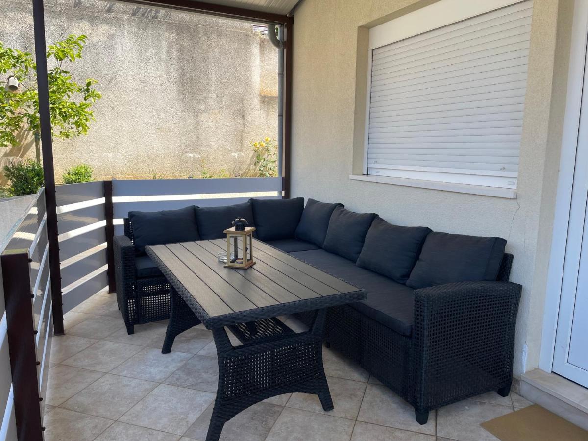 Apartamento de 1 dormitorio con terraza