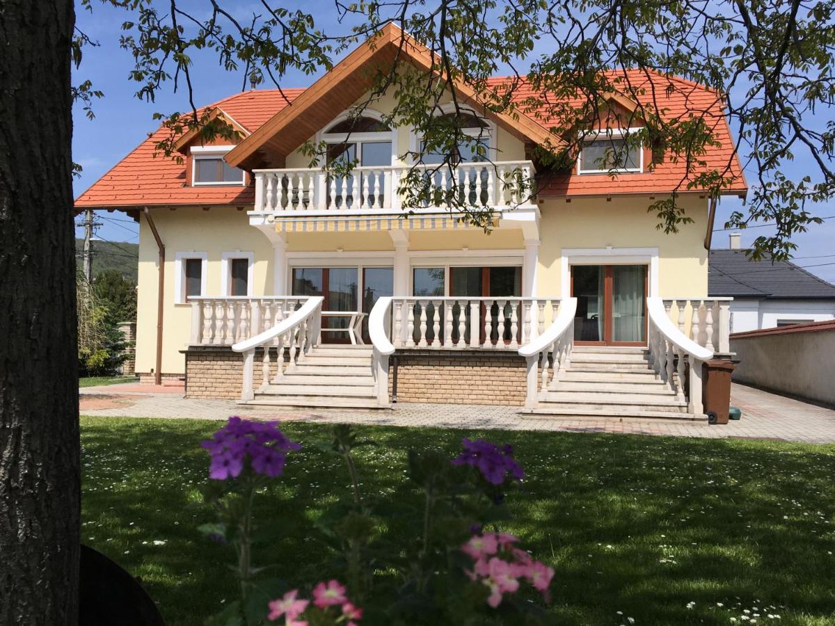 Csók Apartmanház - Ferienwohnung Balatonfüred