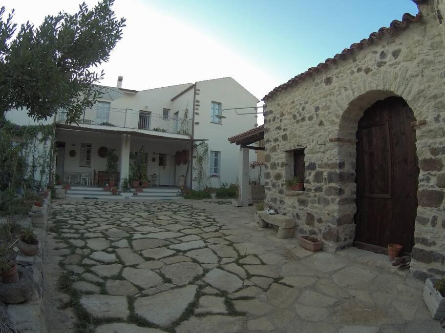 B&B Mogoro - Welcoming traditional house with garden Zia Dina - Bed and Breakfast Mogoro