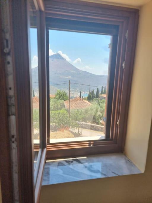 Castle in Oitylo - B&B Oitylo