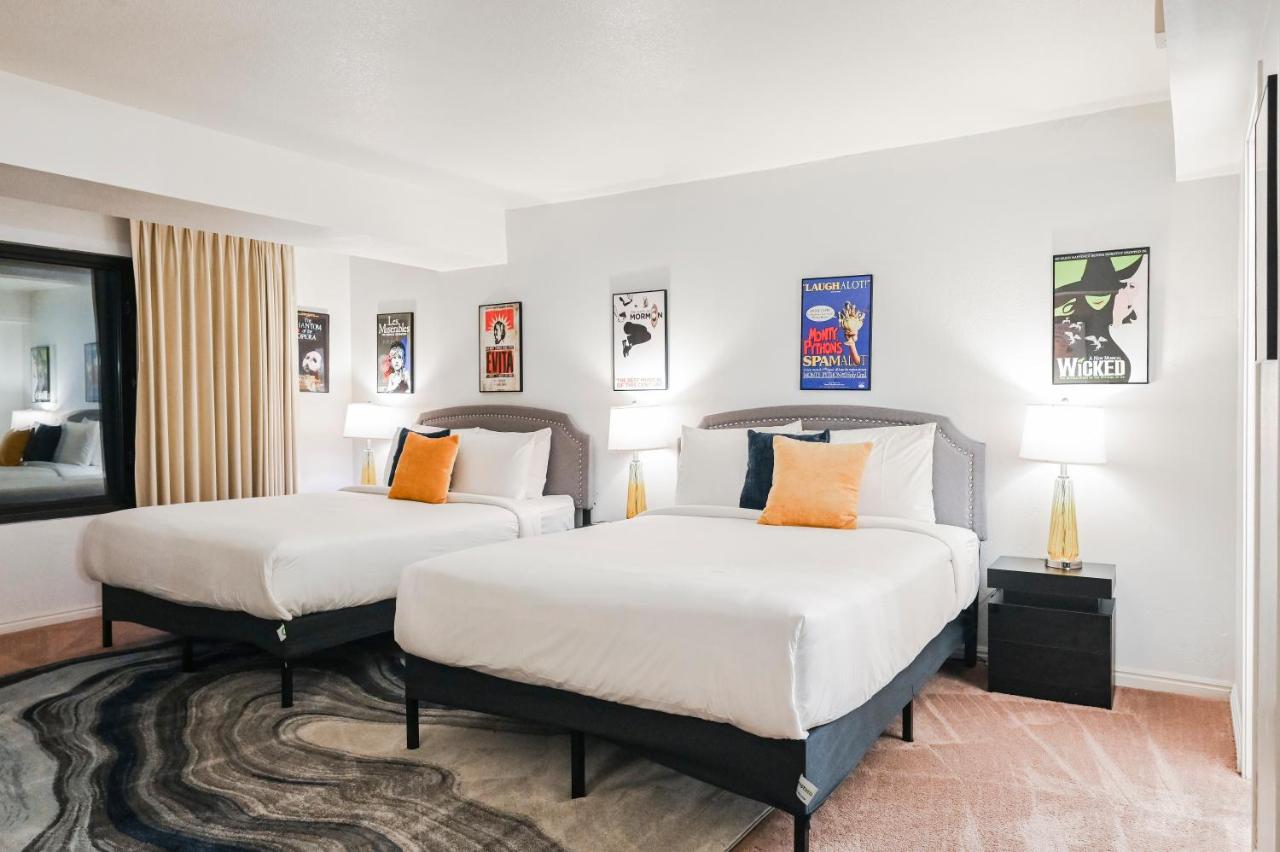 One Bedroom Center Strip