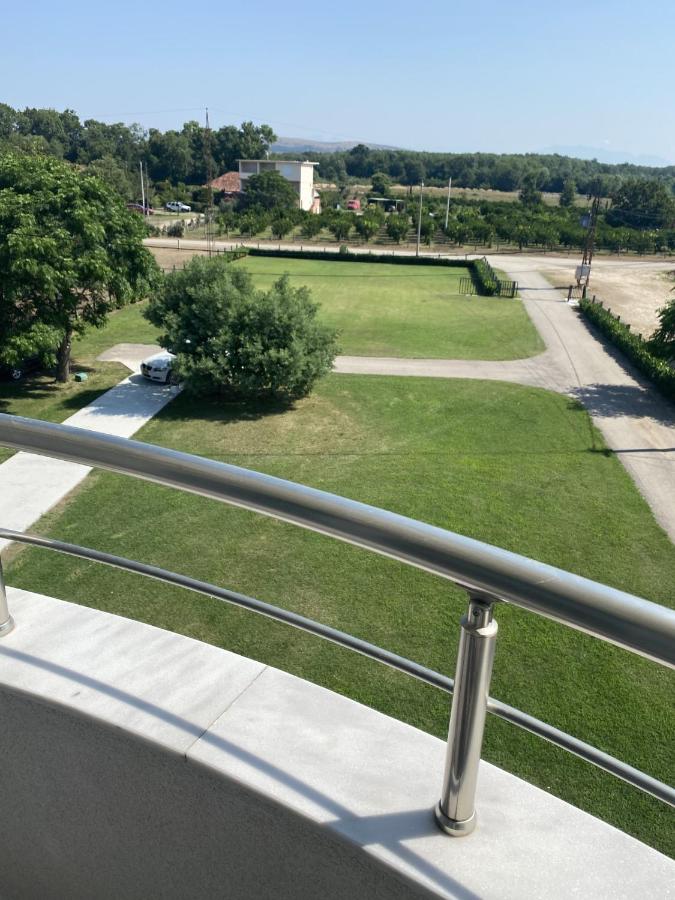Studio mit Balkon