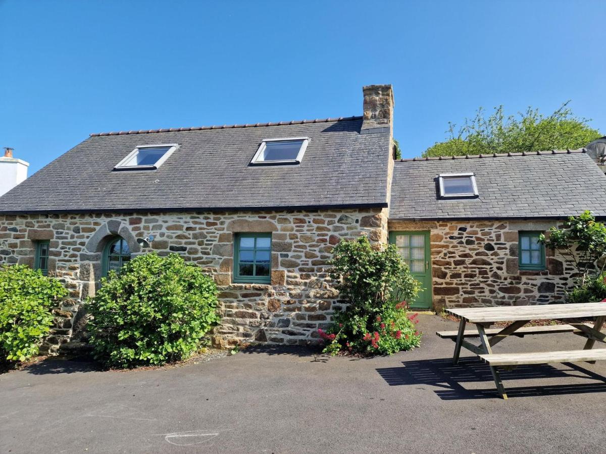 Breton property with sea view, Plougasnou - Bed and Breakfast