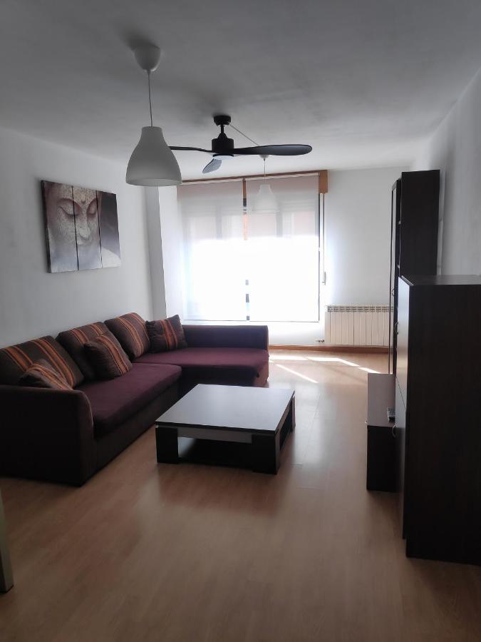 B&B Logroño - Estudio Francés, Parking privado gratuito - Bed and Breakfast Logroño