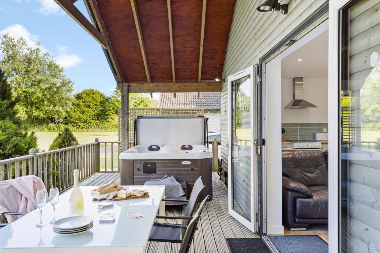 Kingfisher Lodge, Redlake Farm, Nr Glastonbury - Chambres d'hôtes Somerton