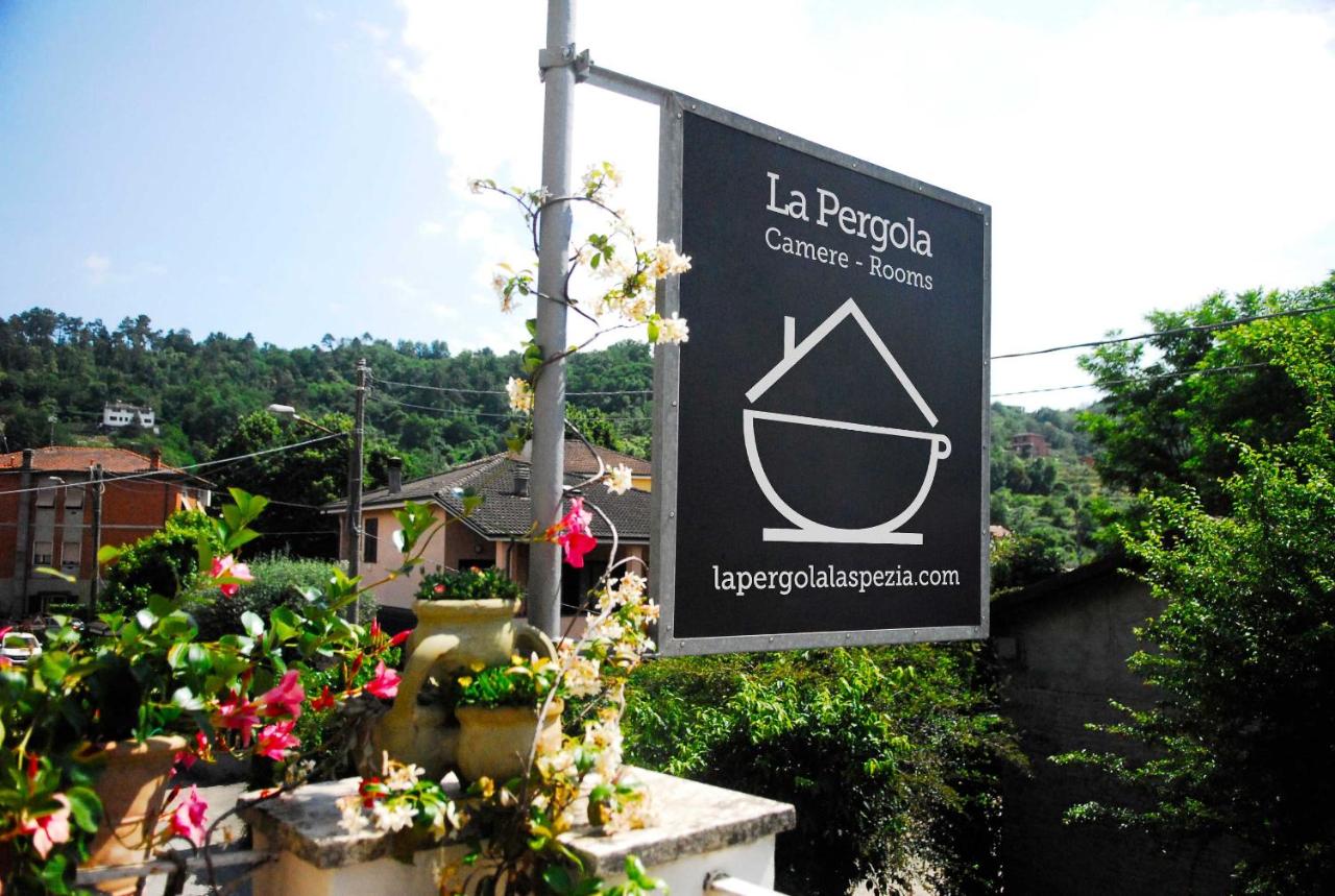 B&B Vezzano Ligure - La Pergola - Bed and Breakfast Vezzano Ligure