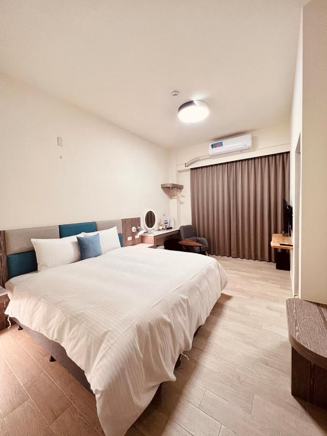 Doppelzimmer mit Balkon