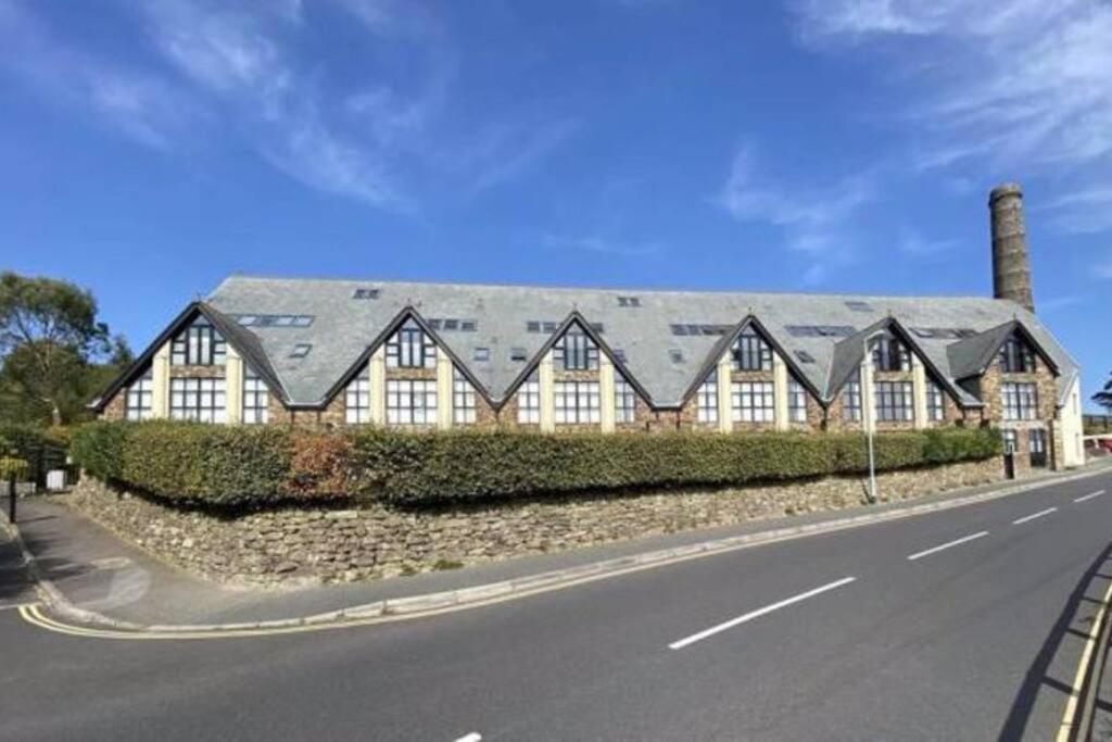 5 mins from the Eden Project Baybreeze Holiday Apartment, Sea Views, Super Kingsize Beds - B&B