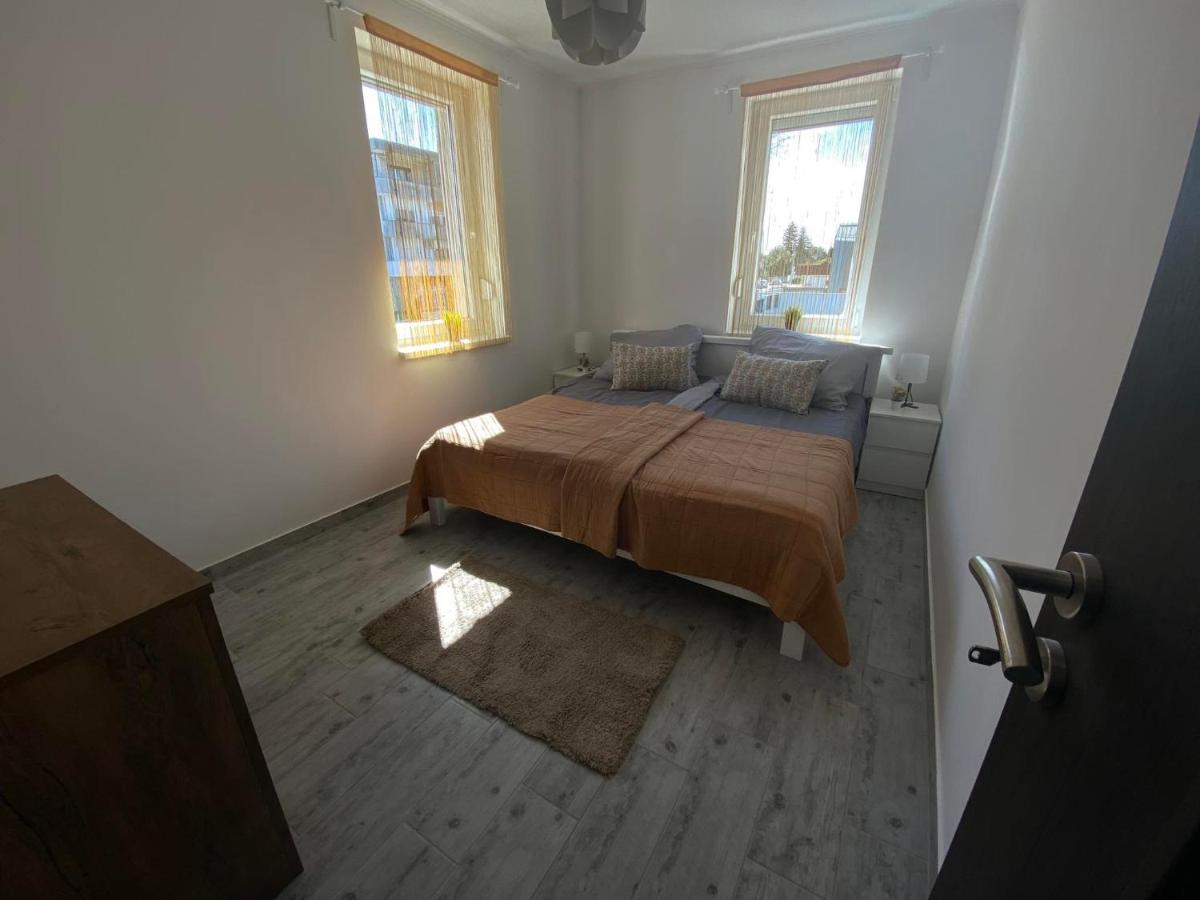 Appartamento con 2 Camere da Letto