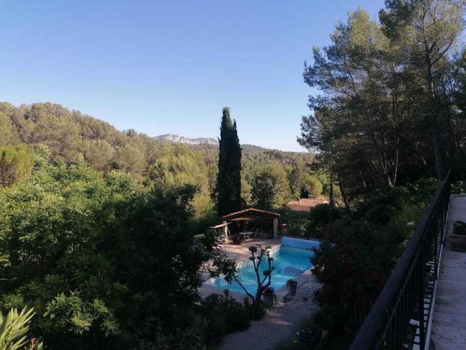Magnifique villa avec piscine - B&B
