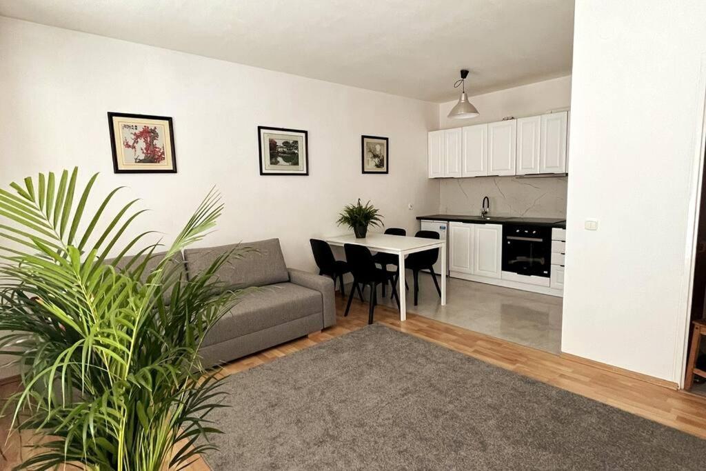 Apartment Kabacki Dukt - Bed and Breakfast