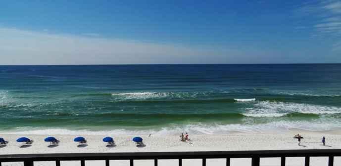 609 Surf Dweller by Alicia Hollis Realtor Rentals - Open March 16th Week - B&B