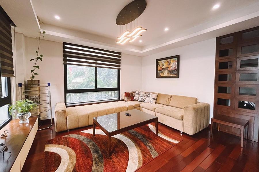 Deluxe One-Bedroom Apartment with City View