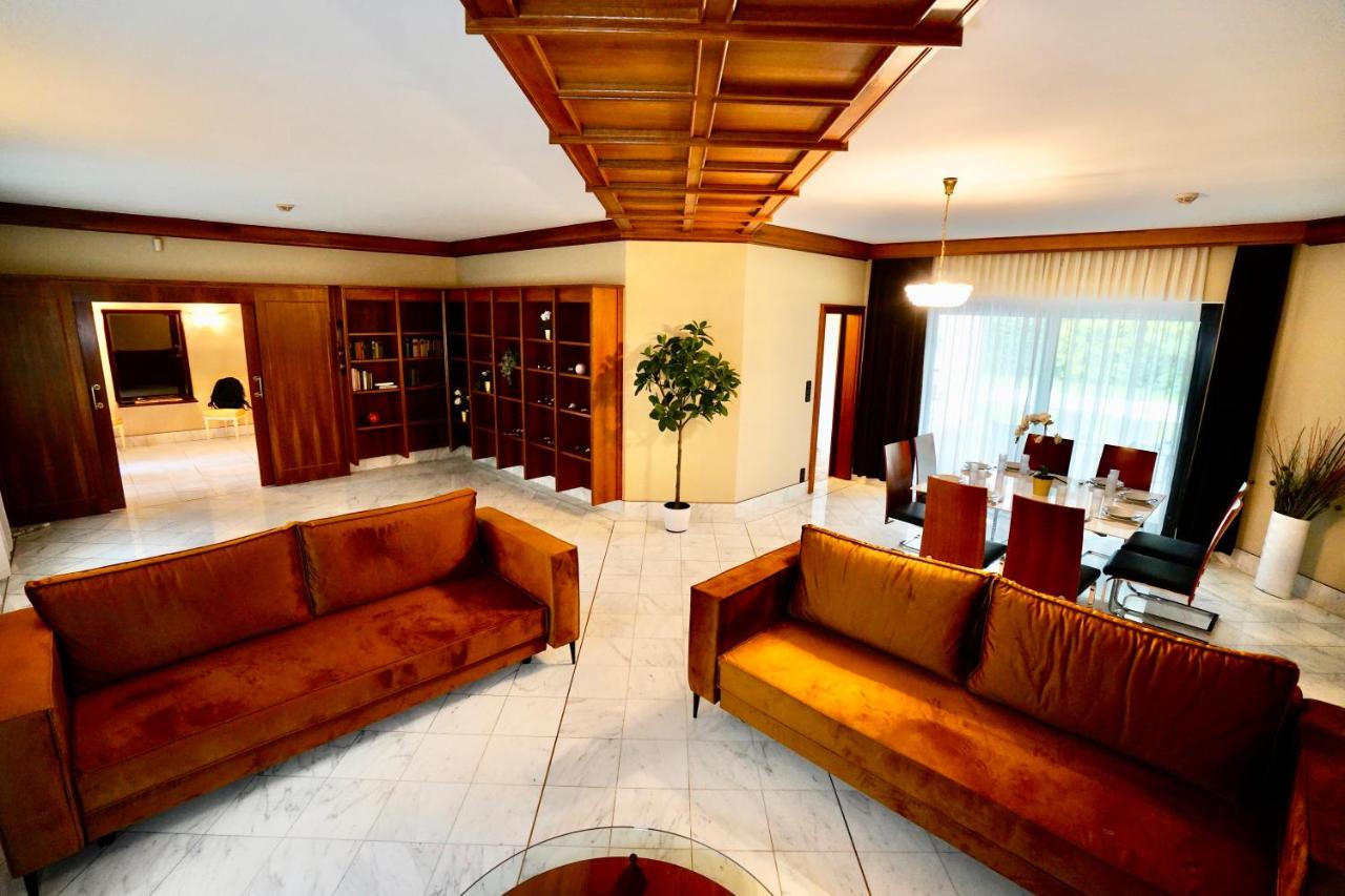 Schönbrunn Villa ZM - Ferienwohnung