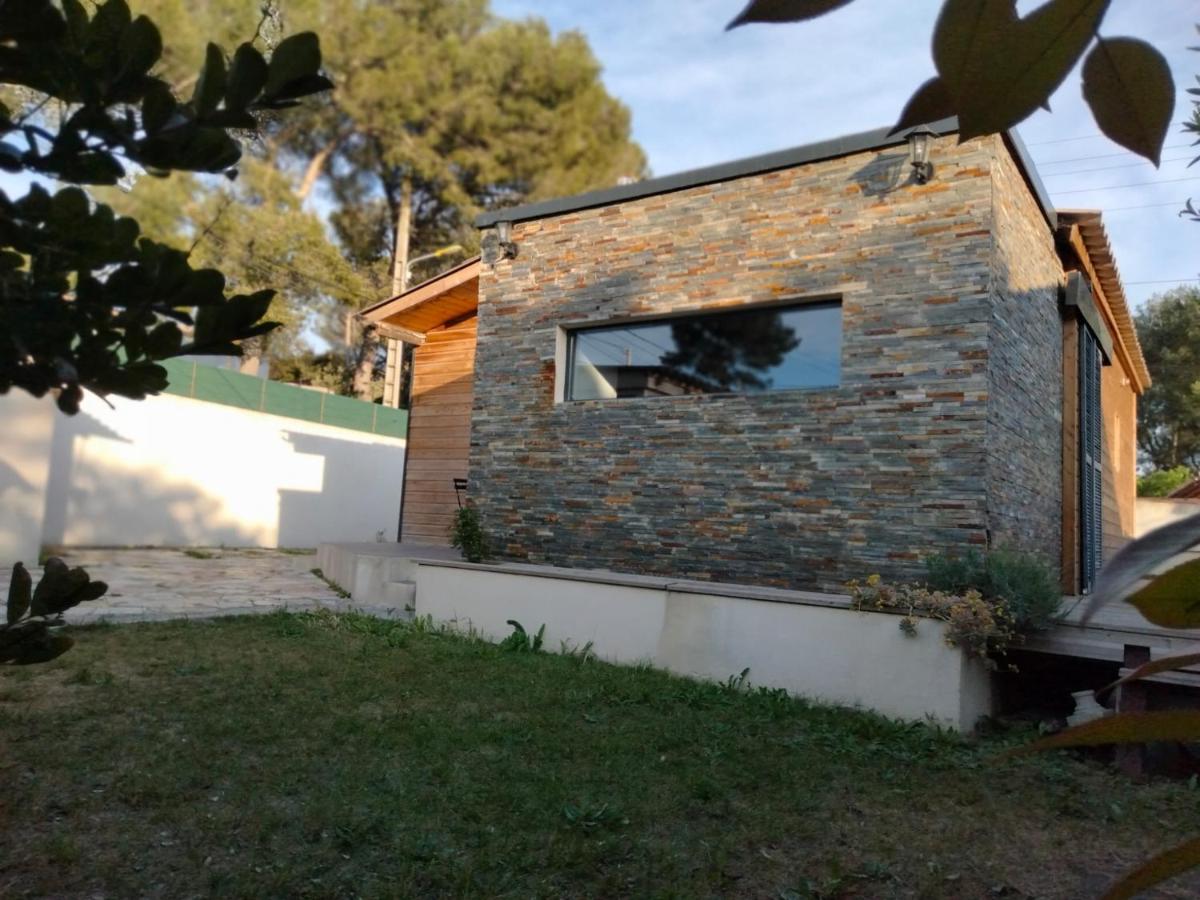 Cabanon avec dépendance - B&B