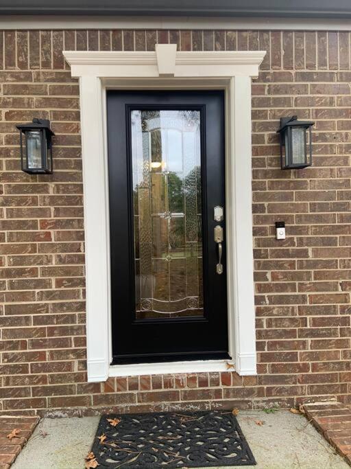 Renovated 3bedroom 2.5bath 2 story house w/ garage - Chambres d’hôtes Lawrenceville