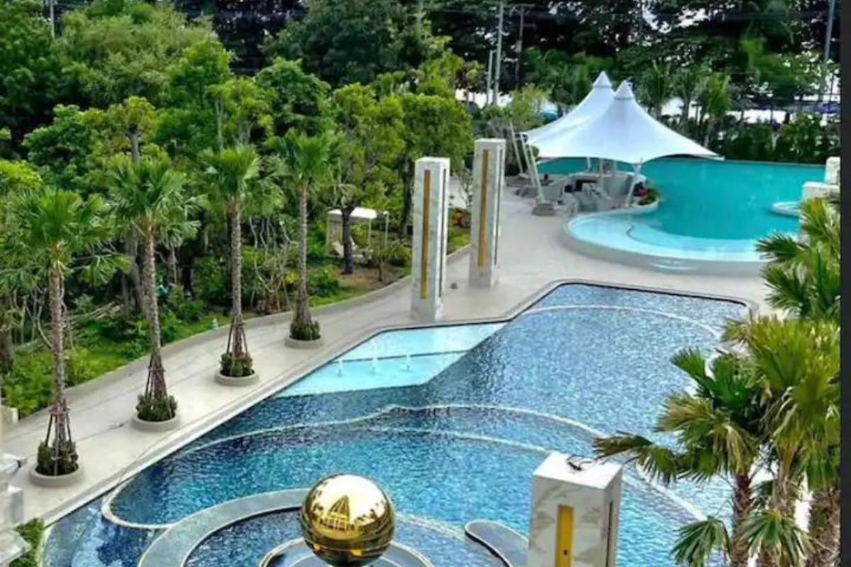 Copacabana Beach x MonthStayZ Thailand - B&B Jomtien
