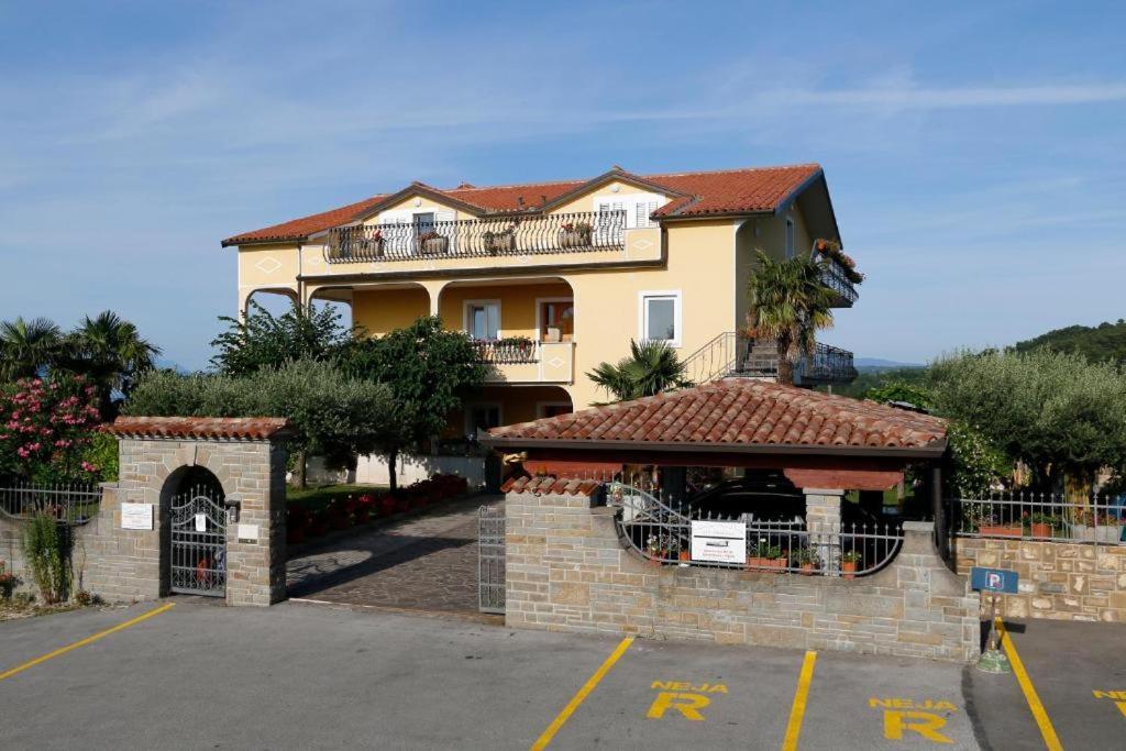 Apartmaji Jelena Piran - B&B Pirano