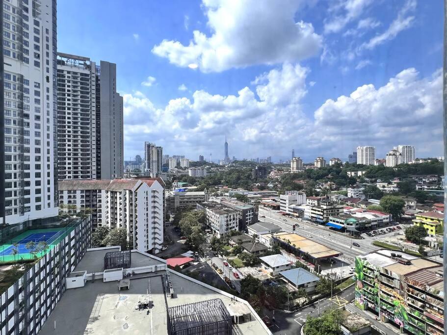 Seputeh Cozy & Homely VIVO Suite Old Klang Road Near MidValley, The Garden Mall - Chambres d'hôtes Kuala Lumpur