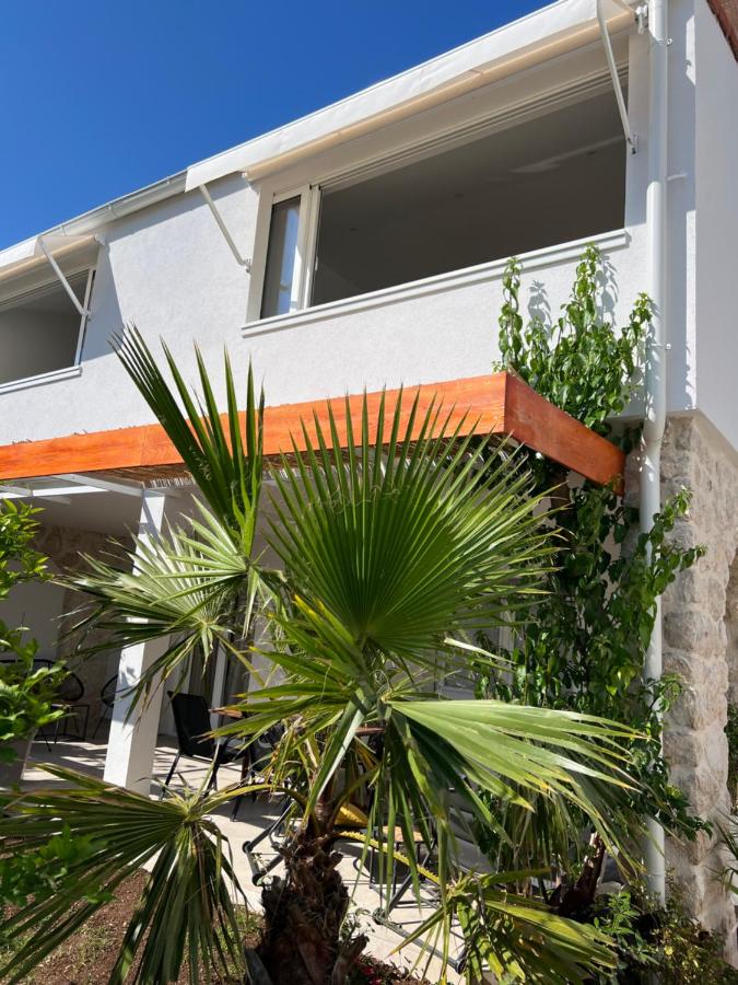 Apartments Xenia Pakoštane - Chambres d'hôtes Pakoštane