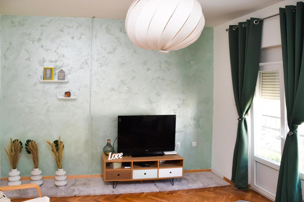 NADA - B&B