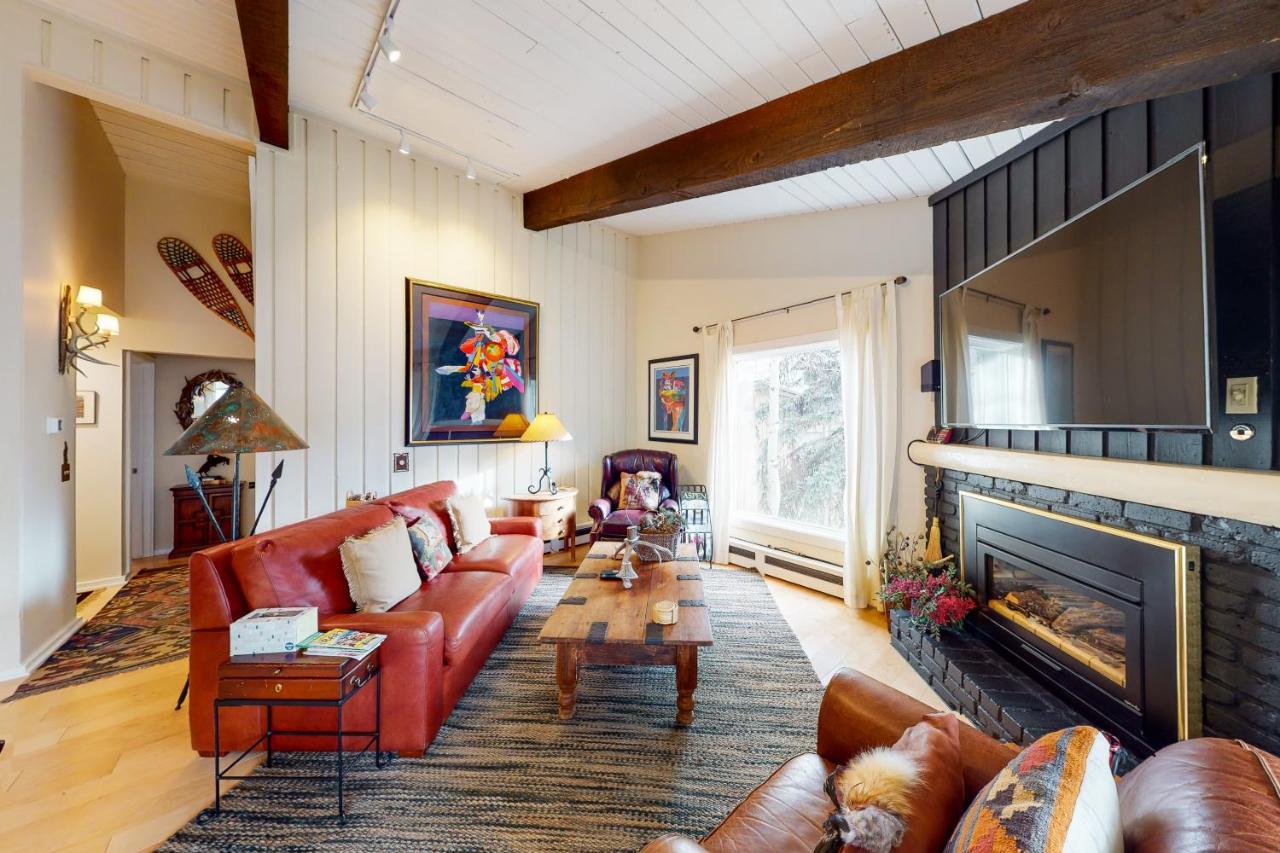 Peaceful Woodbridge Hideaway - B&B