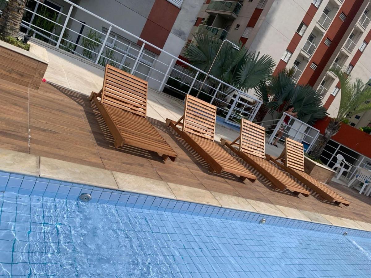 Apartamento Guarujá Lazer completo Villa Di Fiori 600mts da praia - B&B Guarujá