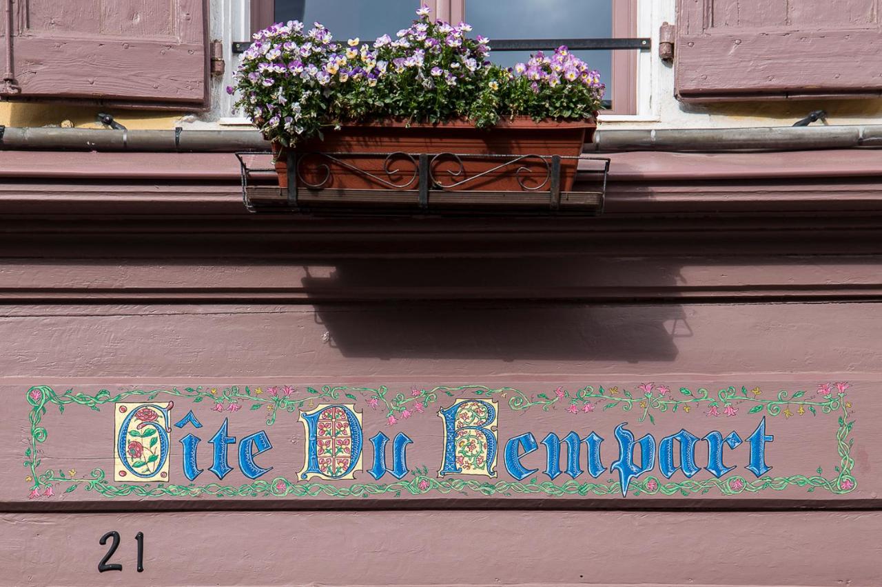 Garage, 2 chambres, balnéo, 2 SDB, 2WC, vue sur les monuments - B&B Le Puy-en-Velay