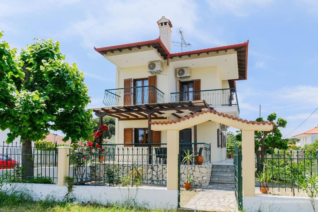 B&B Níkiti - Clementine Place, private 3-bdrm House with Garden - Bed and Breakfast Níkiti